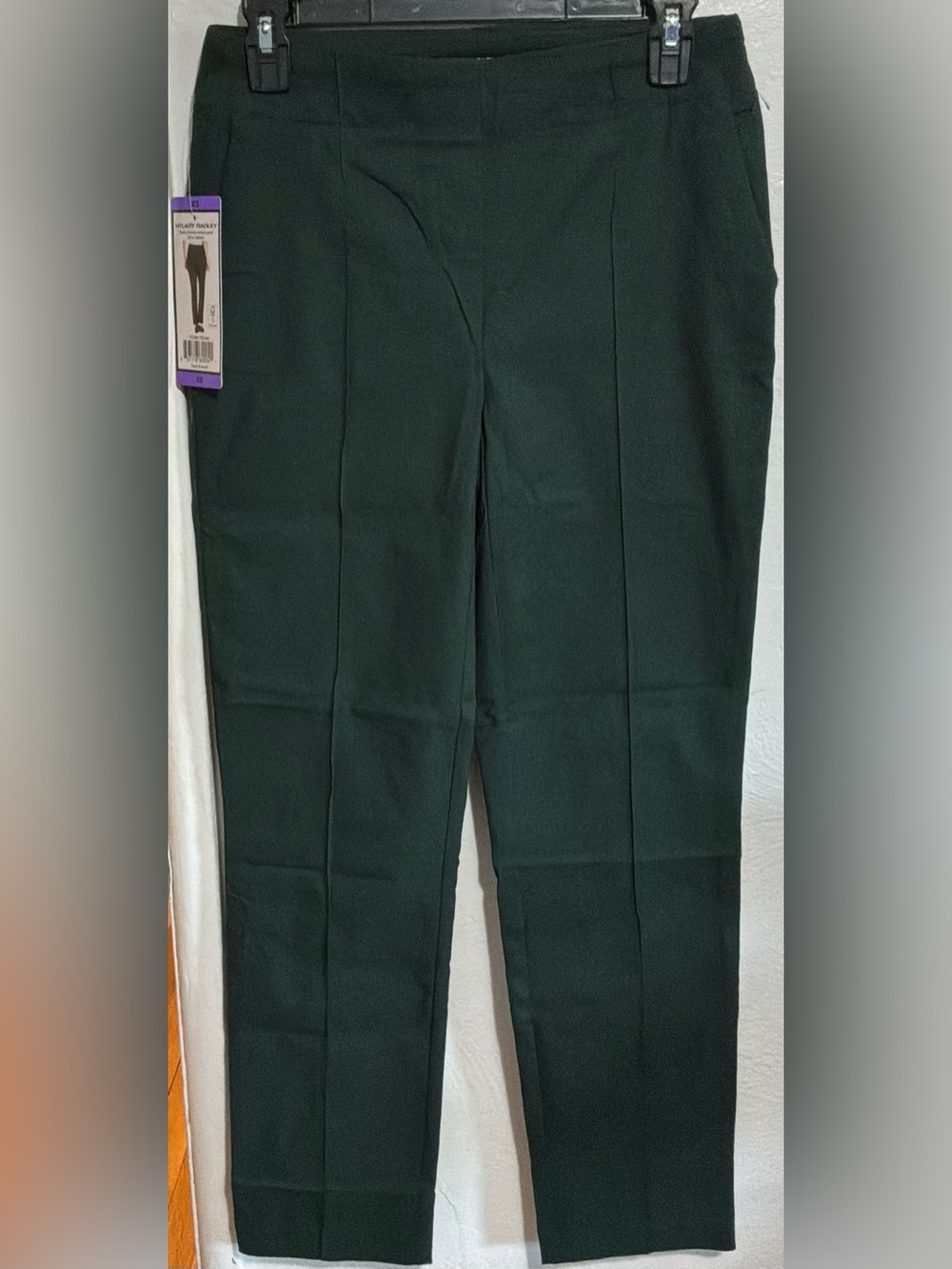 #66 NWT Hilary Radley Women’s Deep Emerald Pants Built-in Tummy Control Size XS